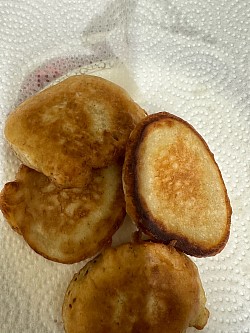 These are bananas fritters